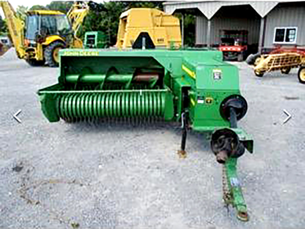 Baler (John Deere 348T)