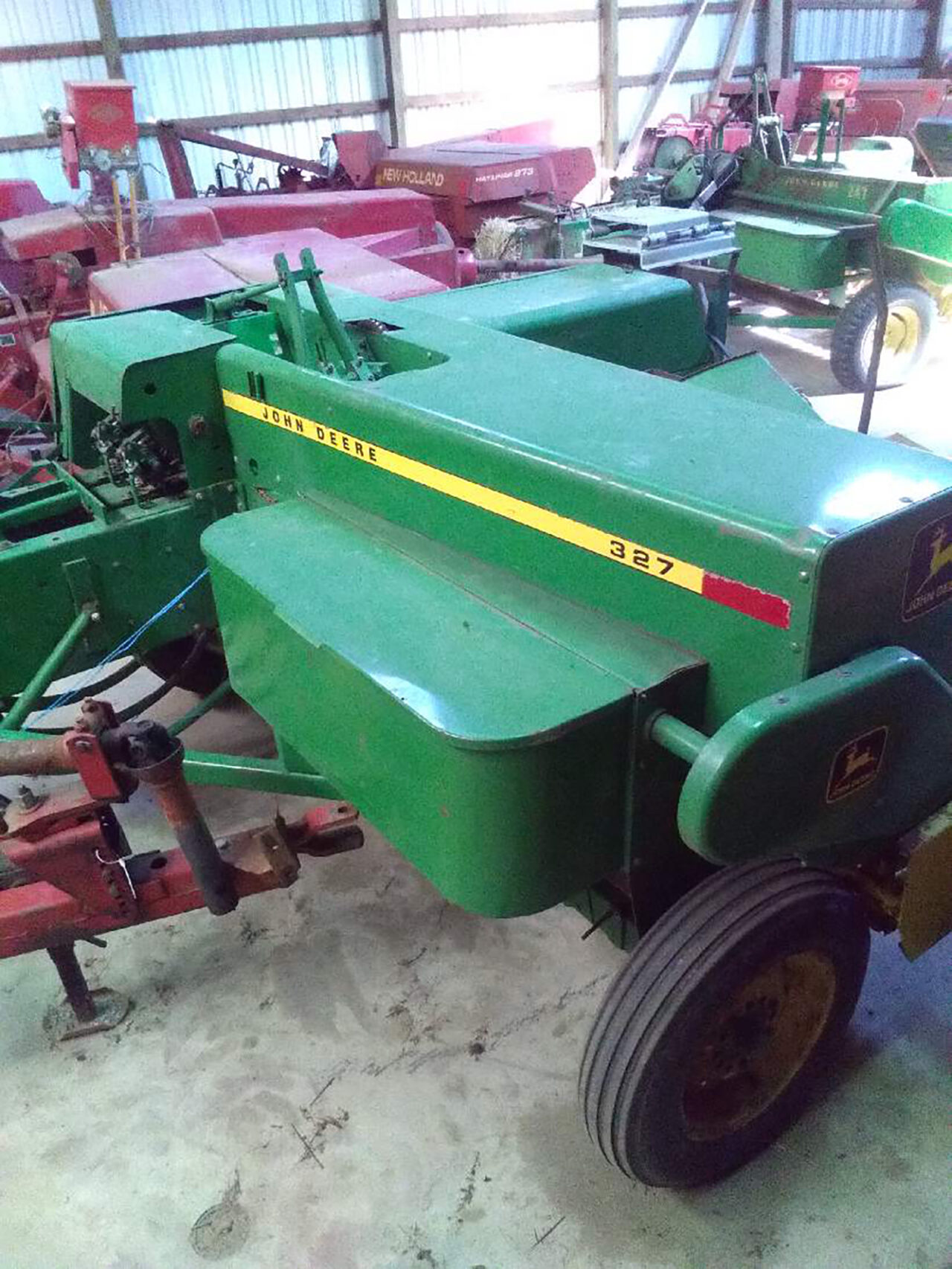 Square Baler (John Deere 327)