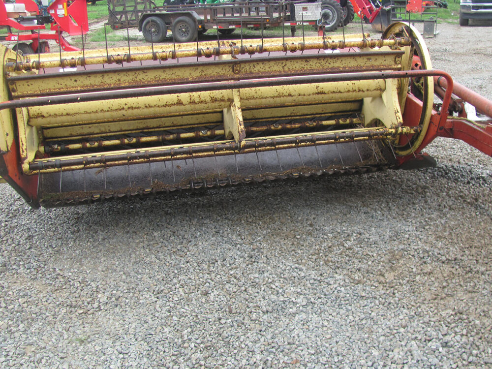 Used New Holland 478 haybine in fair condition.