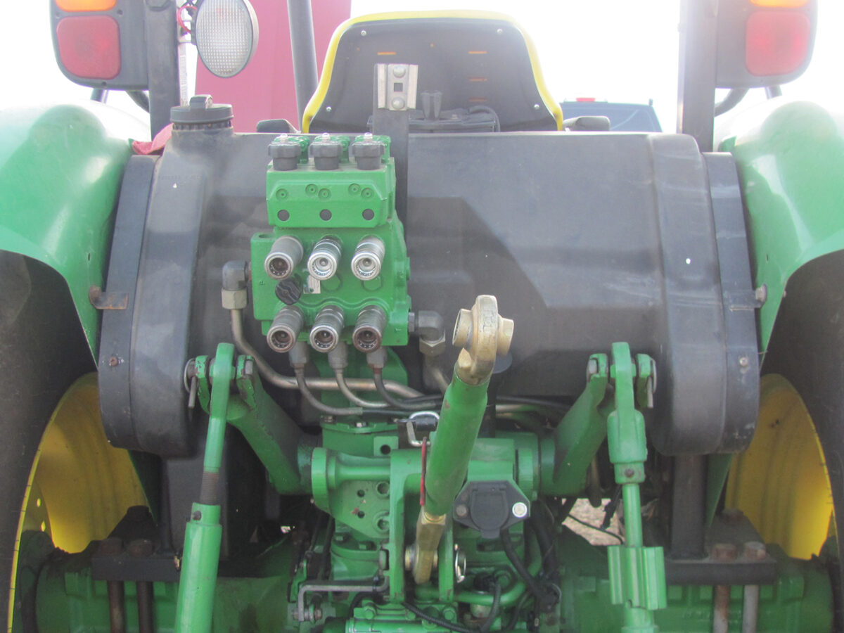Used John Deere 5093E tractor with canopy, 4-wheel drive, nice sharp machine, serial #1LV5093ECDY510524.
