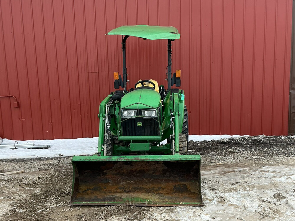 Used John Deere 3043D tractor with loader, 1,189 hours, 2019 model year, serial #1PY3043DCKB000942, and in excellent condition.