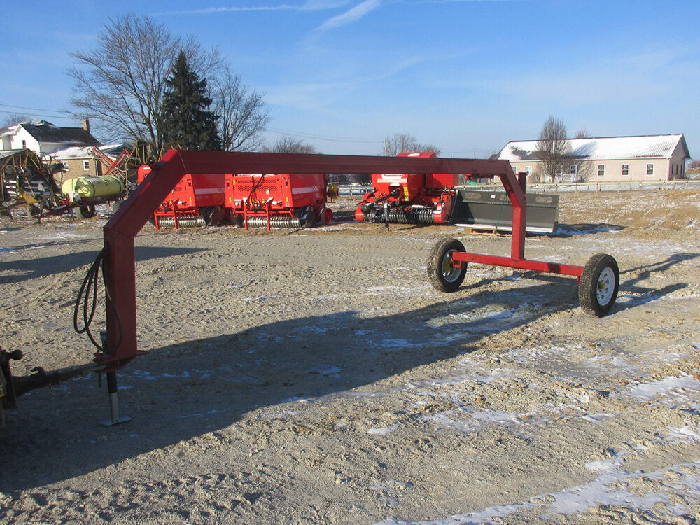 Used tandem hitch for hooking two Rolabar rakes together, field ready.