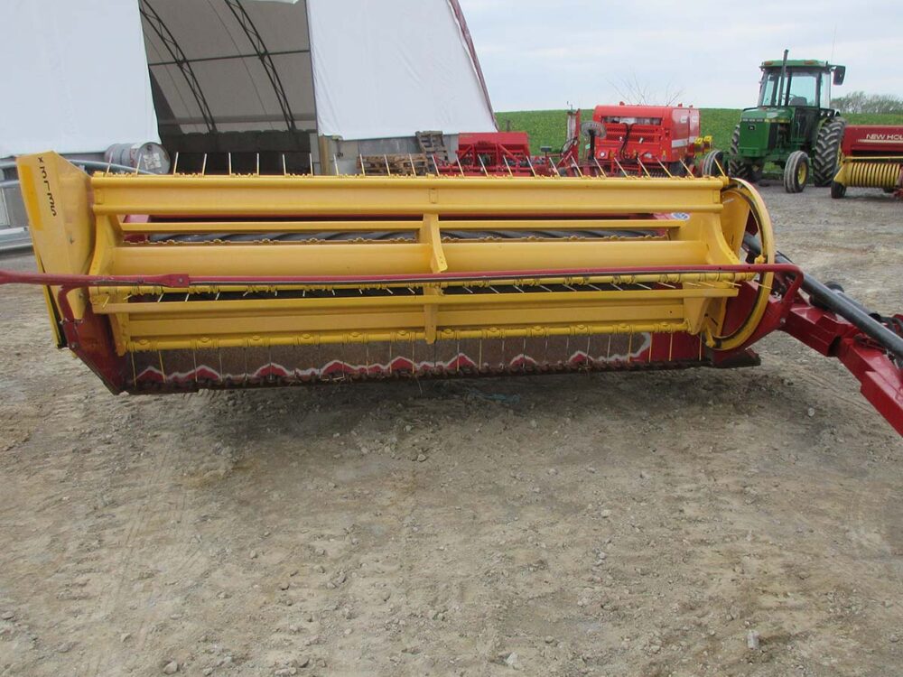 Used New Holland 488 Haybine, 9' cut, rubber rolls (good), excellent condition, SN 902361.