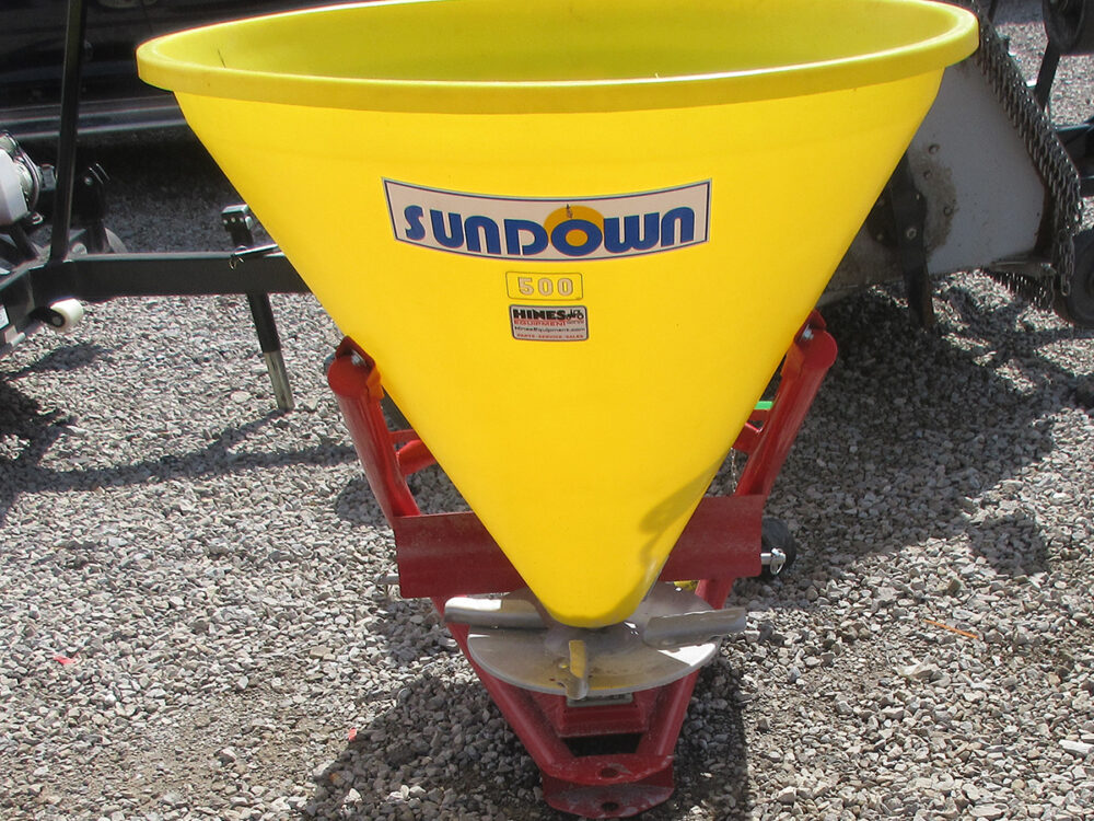Used Sundown PHL500 fertilizer spreader with cone hopper, 3-point hookup, and serial #1400438/2023.