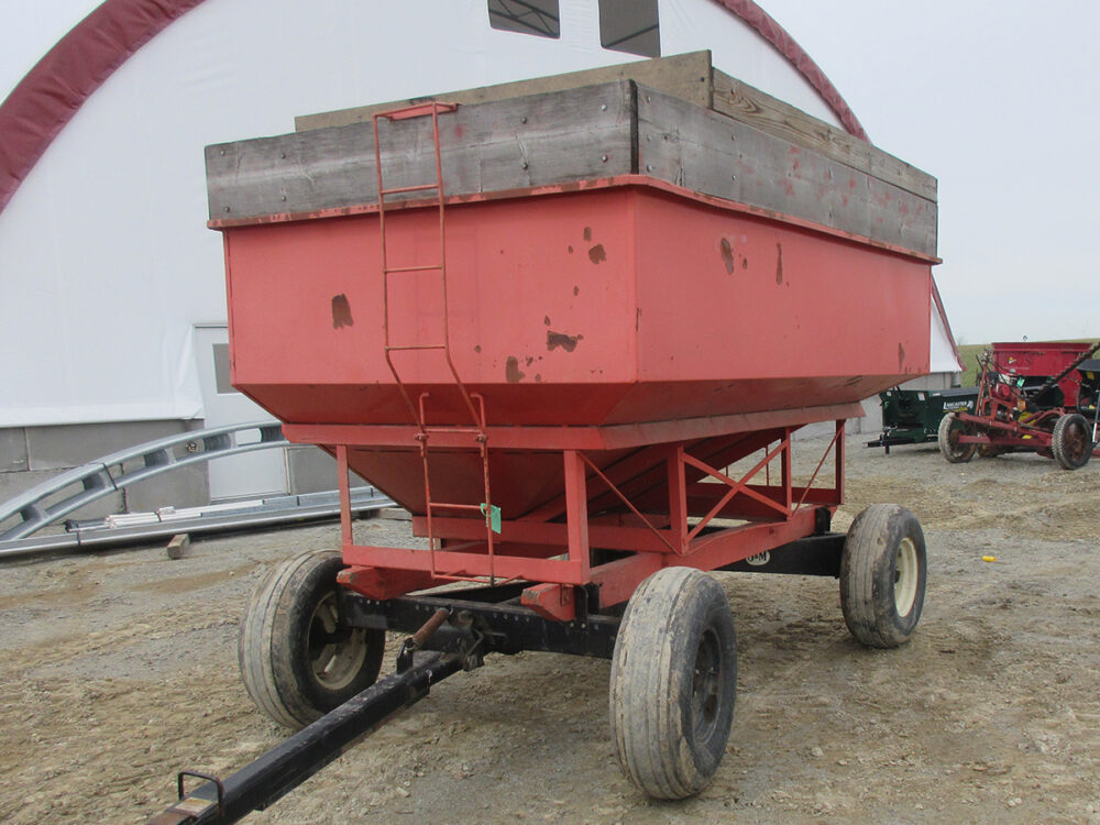 Used gravity wagon in good condition.