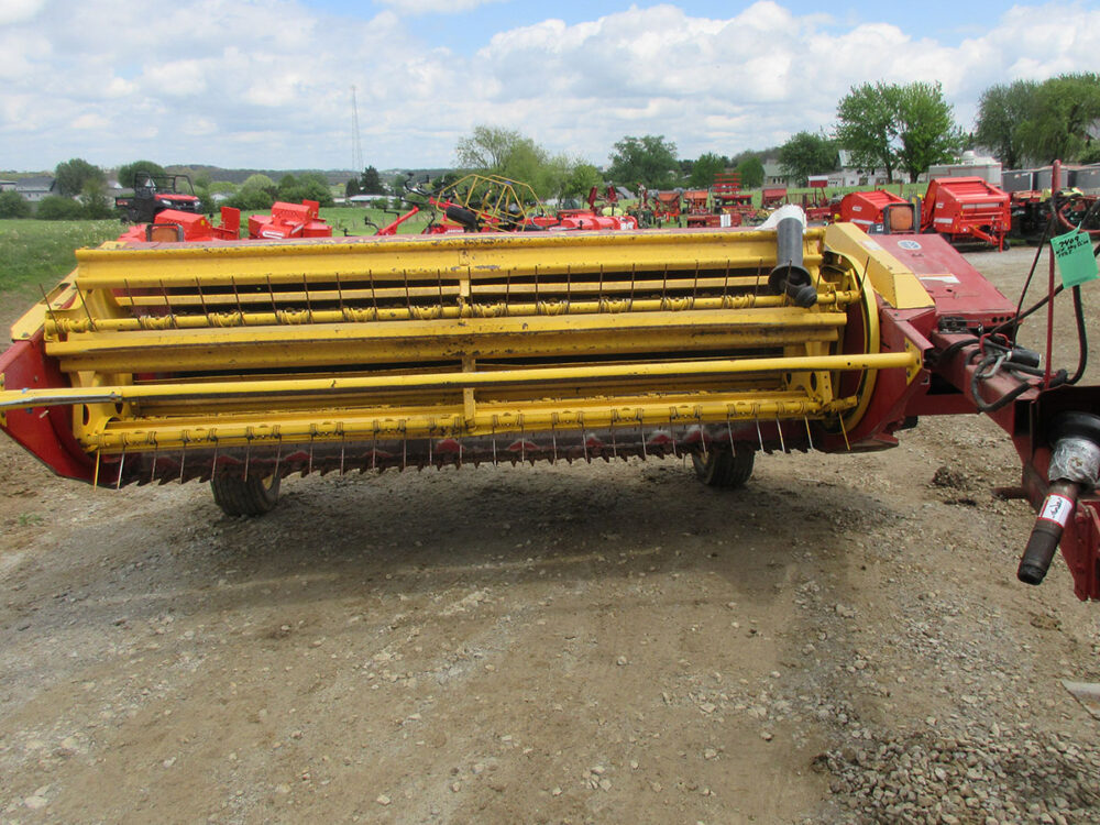 Used haybine, New Holland 1465, needs new jack, SN 660538.
