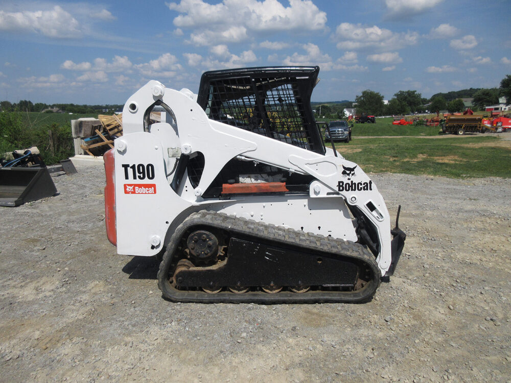 SKIDSTEER (Bobcat T190