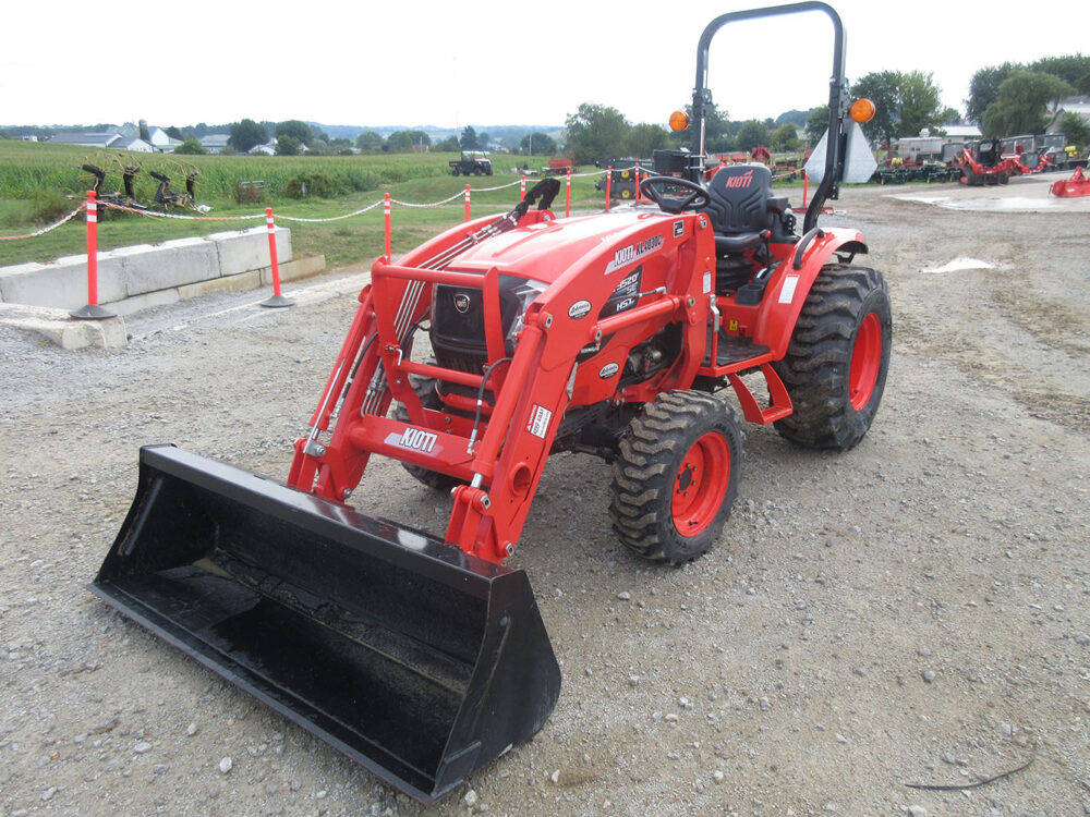 Used Kioti CK3520SEH tractor with 34.9 HP, 2,921 lb operating weight, loader (serial #231101916), R14 tires, 68 hours, serial #RA4AA0100, and in like-new, excellent condition.