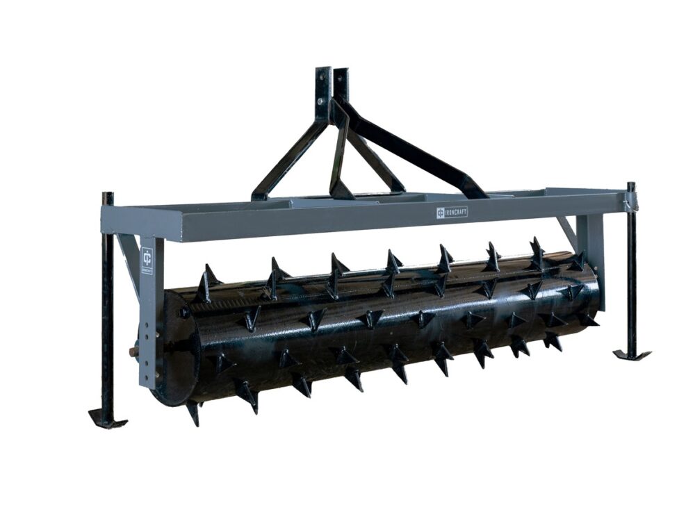 8100 Series Spike Aerator